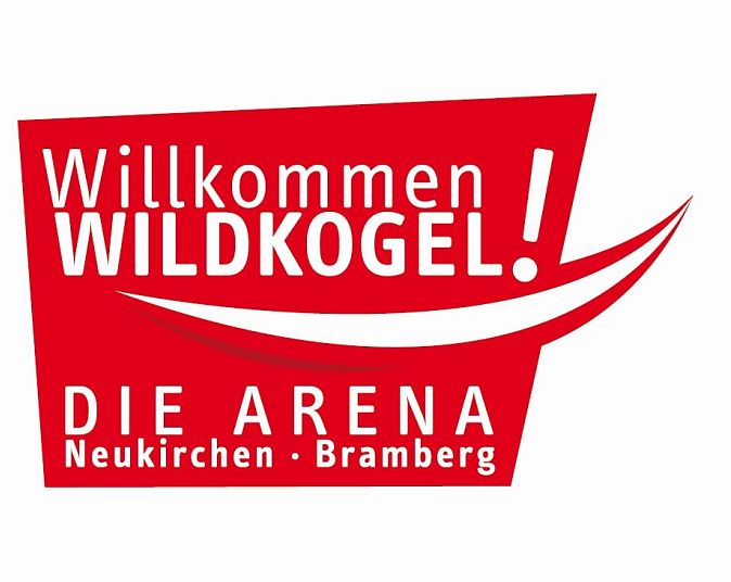 Rotes Logo mit Text: "Willkommen Wildkogel! Die Arena. Neukirchen · Bramberg". Ein geschwungener weißer Bogen ziert den unteren Teil des Schriftzuges.